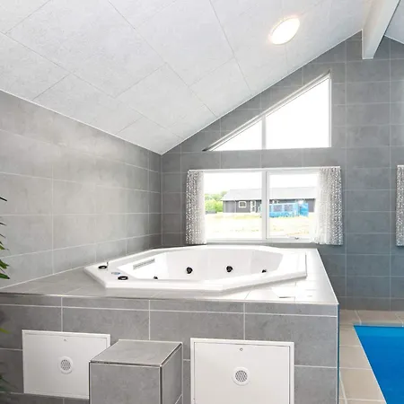 Luxury Retreat In Mommark - By Traum *