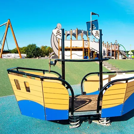 Luxury Retreat In Mommark - By Traum Tatil Evi Sarup